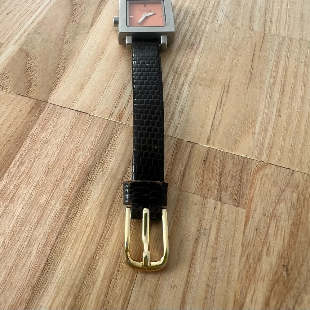 Graves design Shenandoah projects ladies rectangular dress watch NEW BATTERY